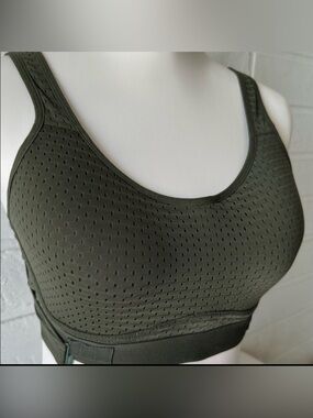 Layer8 Athletic Women’s Black Medium Support Sports Bra Size L